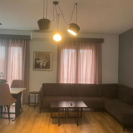 Tirana Lux Apartments Экстерьер фото