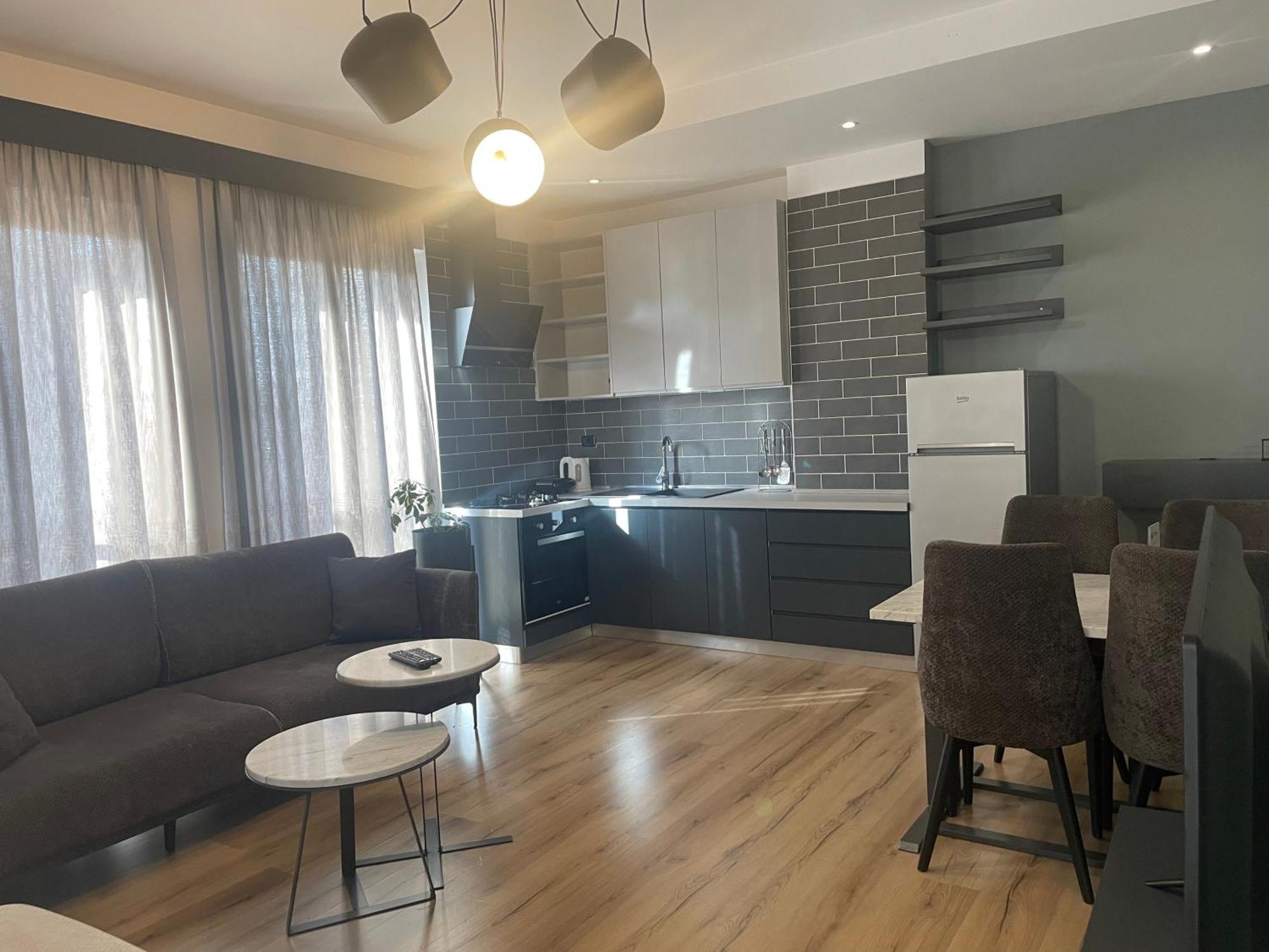 Tirana Lux Apartments Экстерьер фото