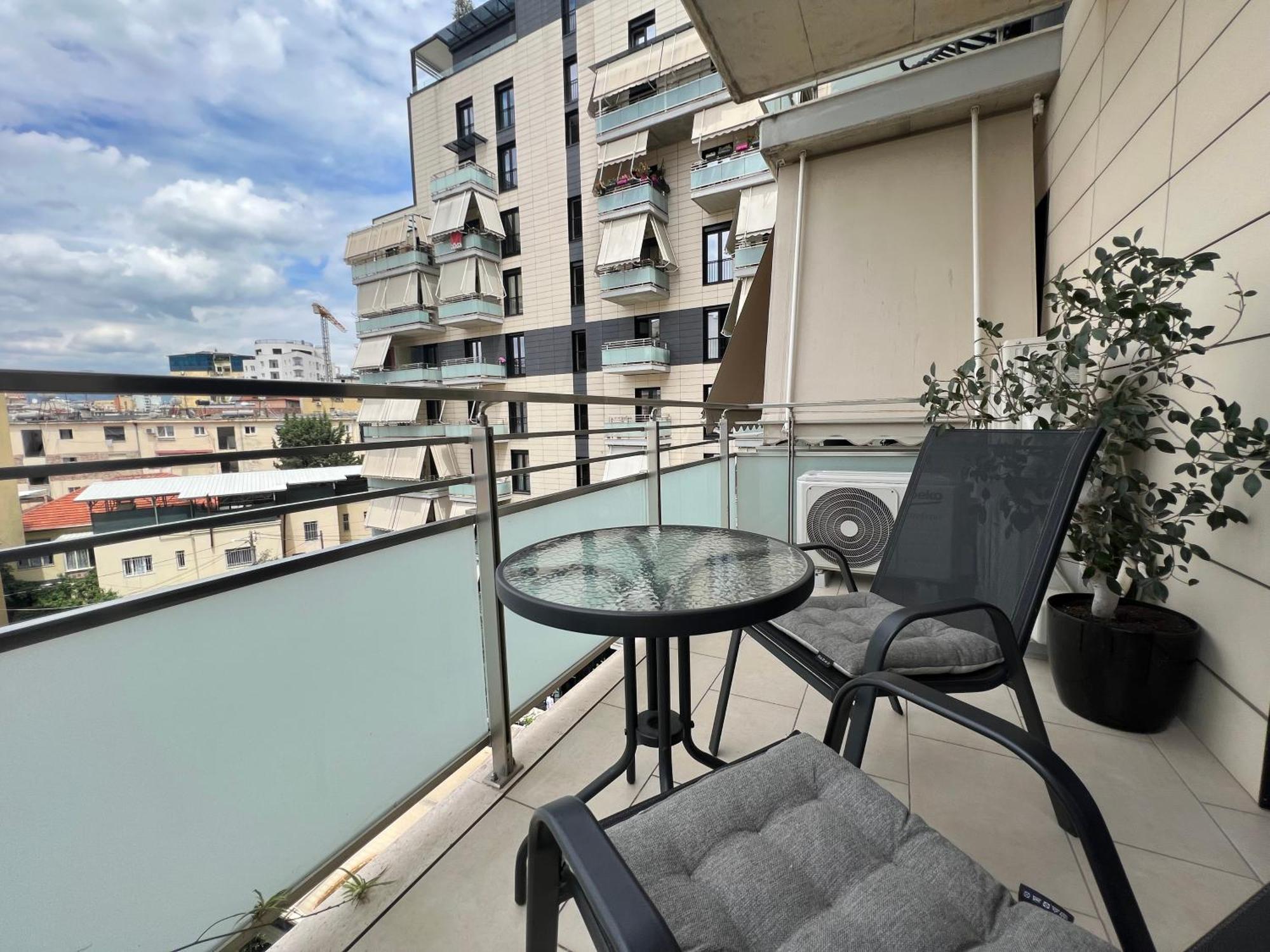 Tirana Lux Apartments Экстерьер фото