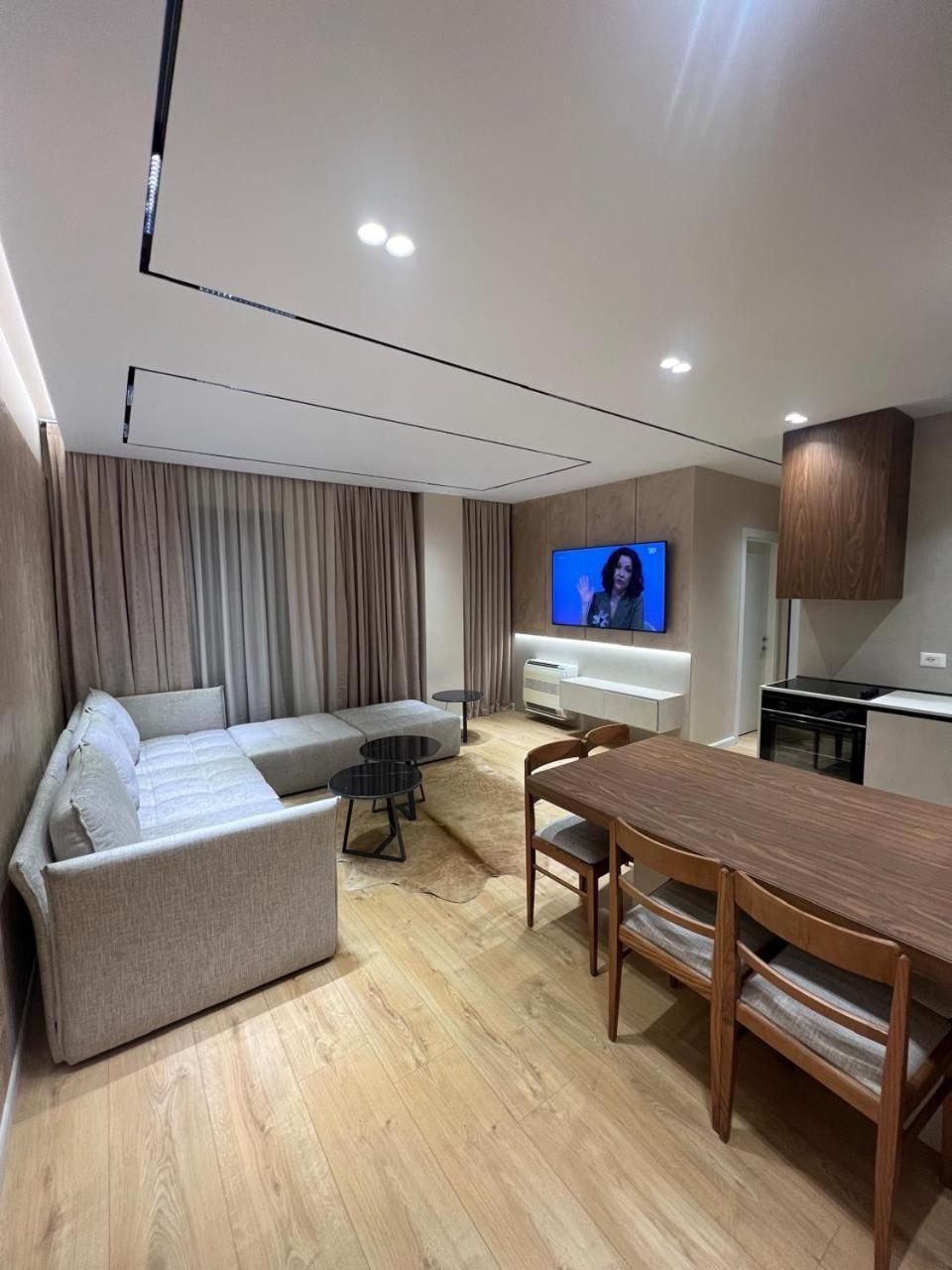 Tirana Lux Apartments Экстерьер фото