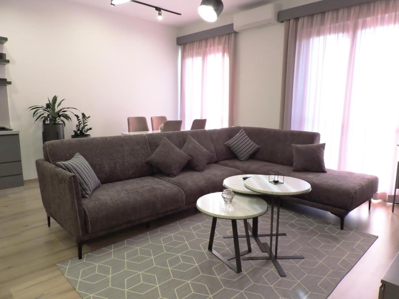 Tirana Lux Apartments Экстерьер фото